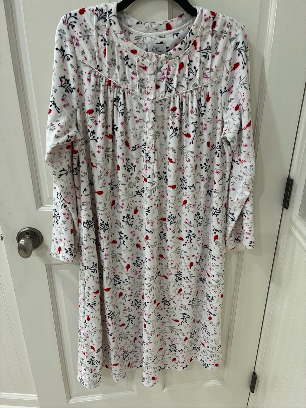Ladies Super Soft Floral Nightgown with Red cardinal Accents